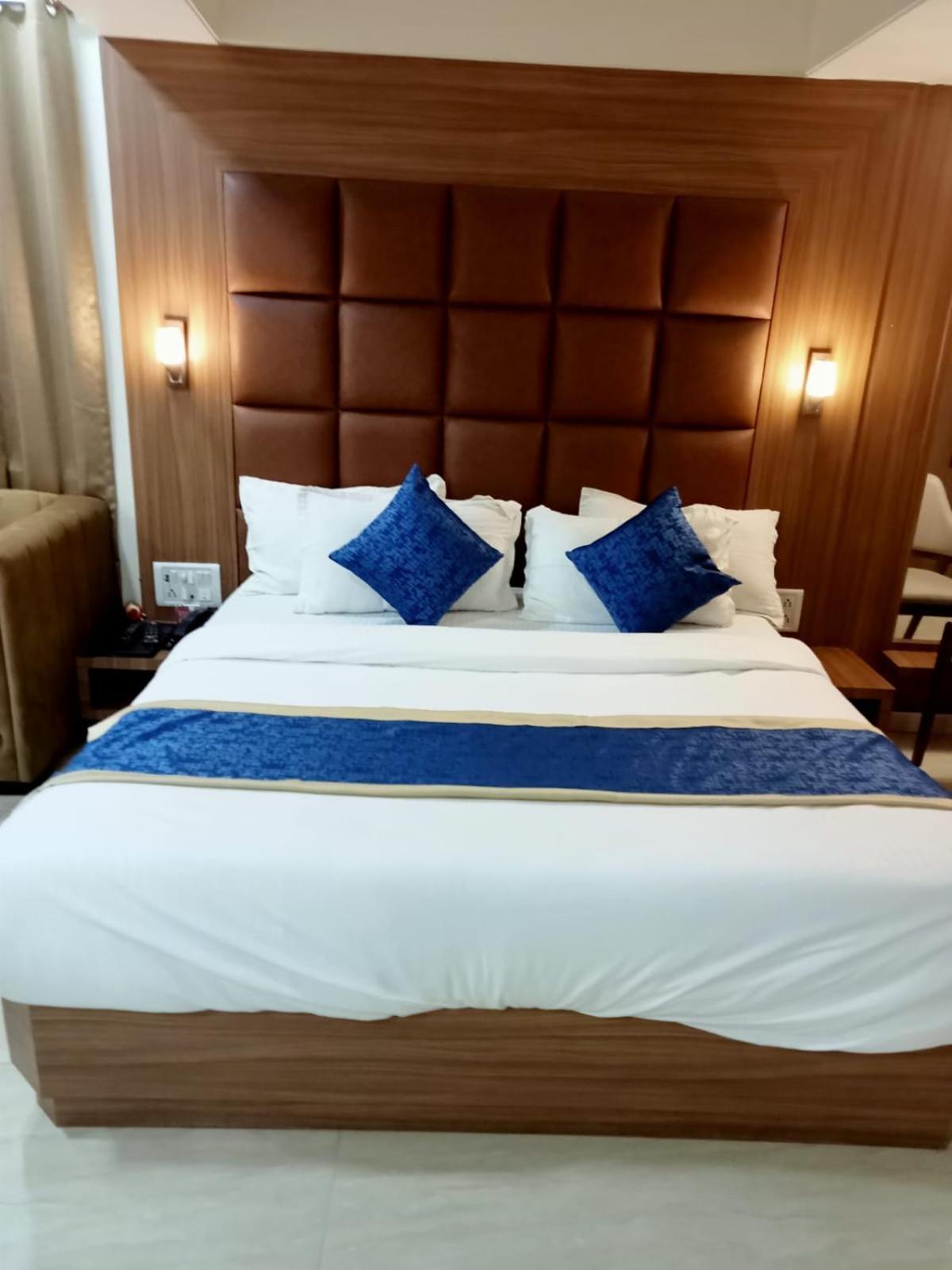 Hotel Jk Regency, Mumbai International Eksteriør billede